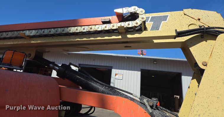 image for item ER5165 2011 JLG 600AJ boom lift