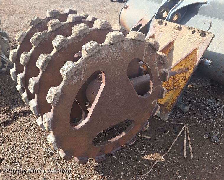 image for item ER5176 Excavator compaction wheel