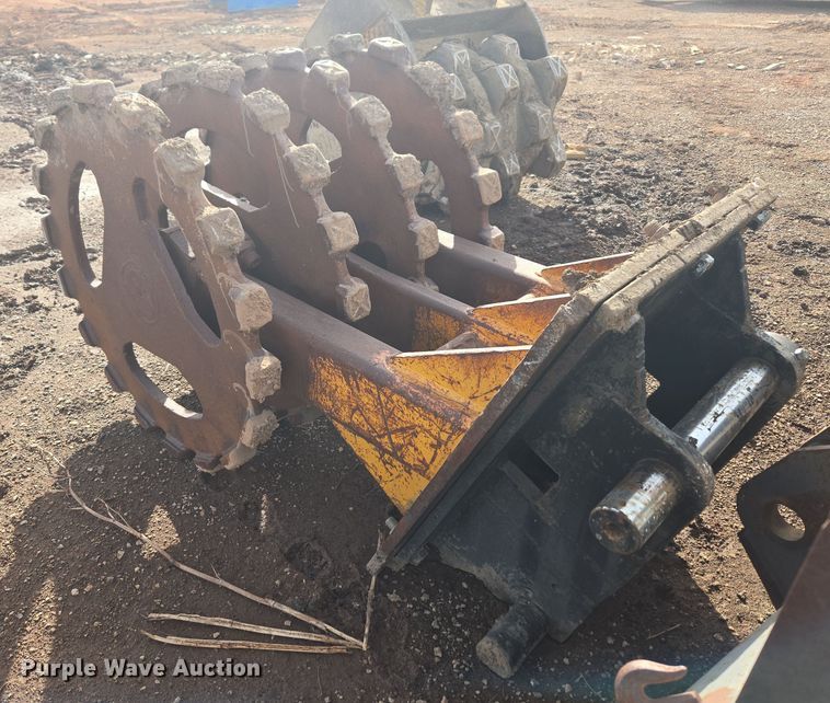 image for item ER5176 Excavator compaction wheel