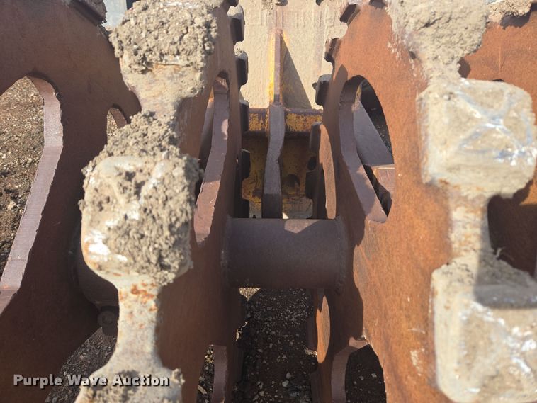 image for item ER5176 Excavator compaction wheel