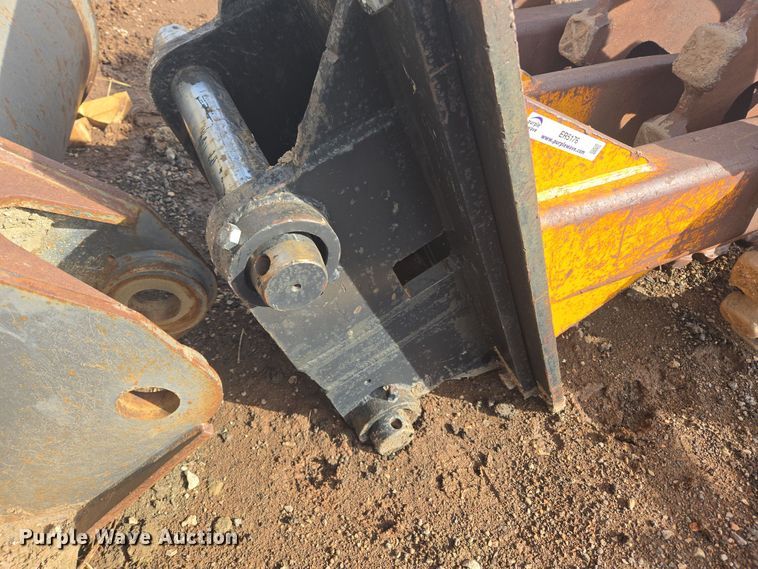image for item ER5176 Excavator compaction wheel