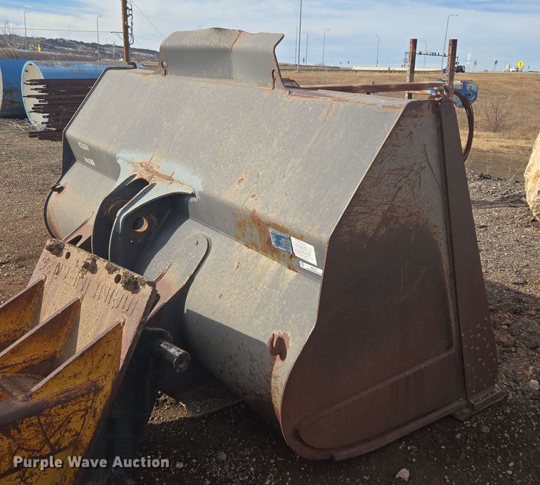 image for item ER5177 Volvo 93884 wheel loader bucket