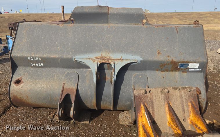 image for item ER5177 Volvo 93884 wheel loader bucket