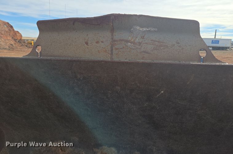 image for item ER5177 Volvo 93884 wheel loader bucket