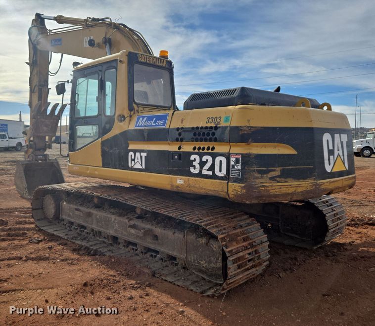image for item ER5179 1996 Caterpillar 320L excavator