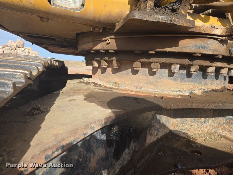 image for item ER5179 1996 Caterpillar 320L excavator