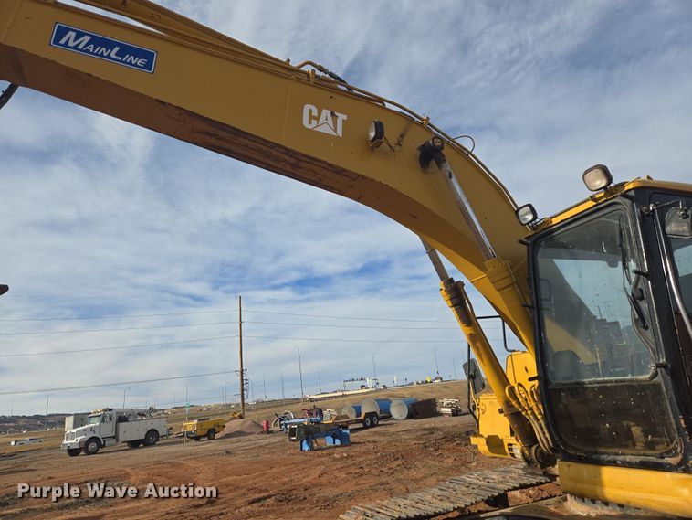 image for item ER5179 1996 Caterpillar 320L excavator