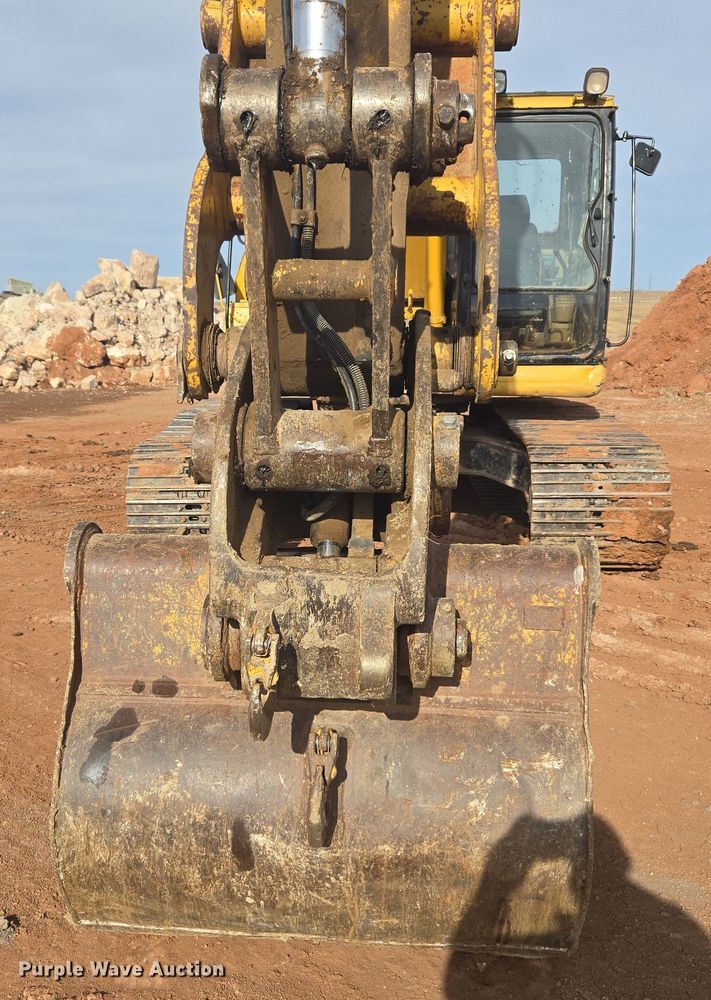 image for item ER5179 1996 Caterpillar 320L excavator