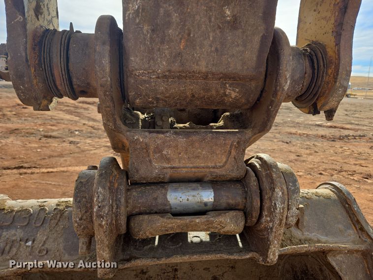 image for item ER5179 1996 Caterpillar 320L excavator