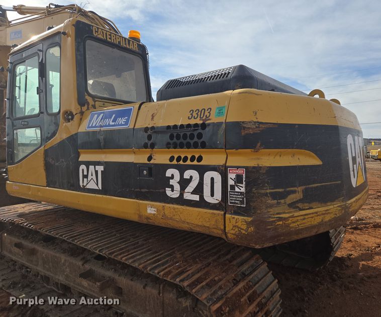 image for item ER5179 1996 Caterpillar 320L excavator