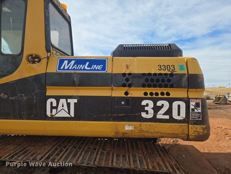 image for item ER5179 1996 Caterpillar 320L excavator