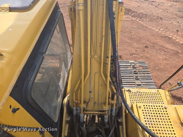 image for item ER5179 1996 Caterpillar 320L excavator