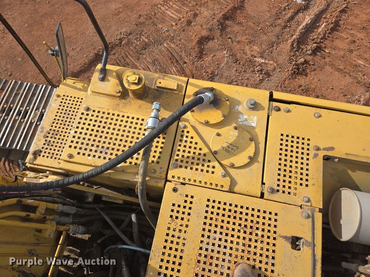 image for item ER5179 1996 Caterpillar 320L excavator