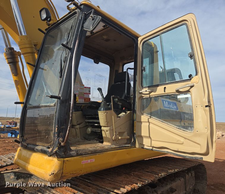 image for item ER5179 1996 Caterpillar 320L excavator