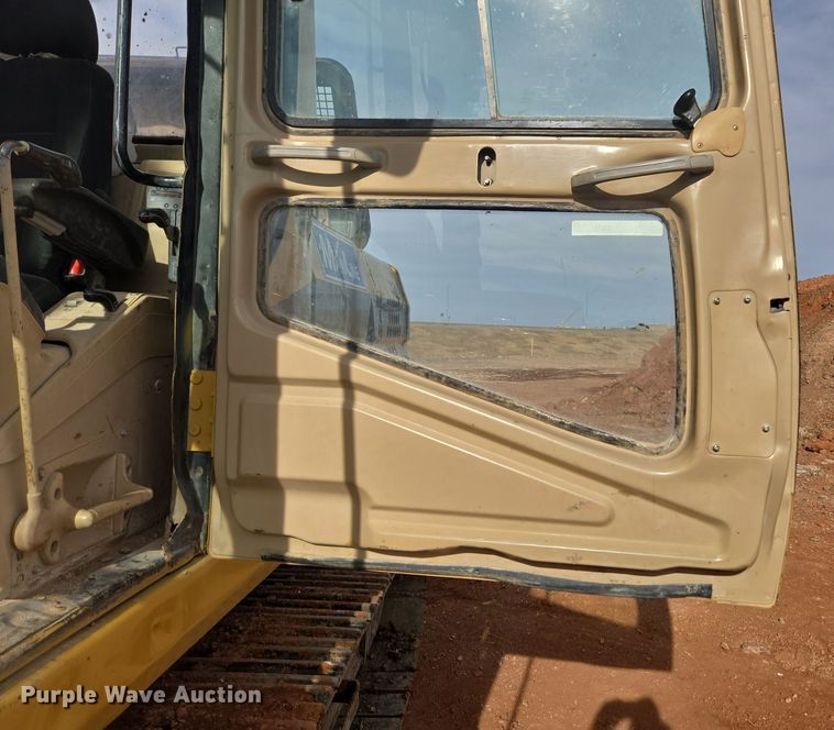 image for item ER5179 1996 Caterpillar 320L excavator