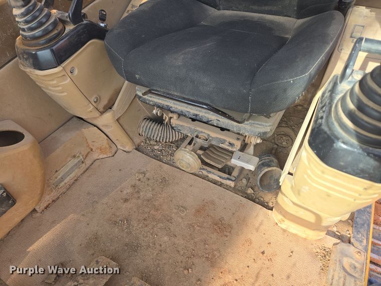 image for item ER5179 1996 Caterpillar 320L excavator