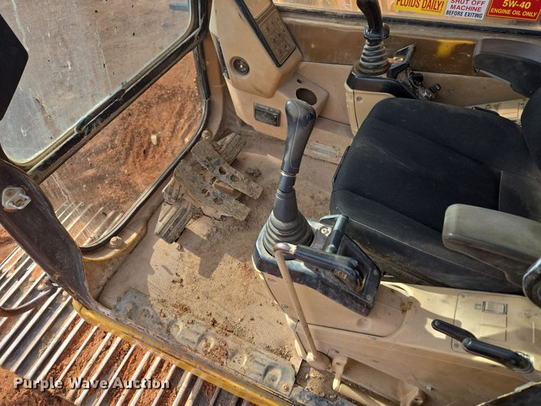 image for item ER5179 1996 Caterpillar 320L excavator