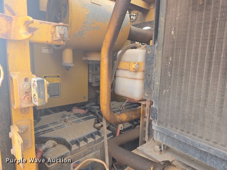 image for item ER5179 1996 Caterpillar 320L excavator