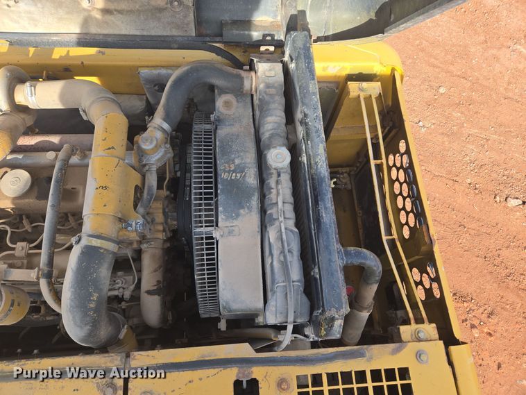 image for item ER5179 1996 Caterpillar 320L excavator