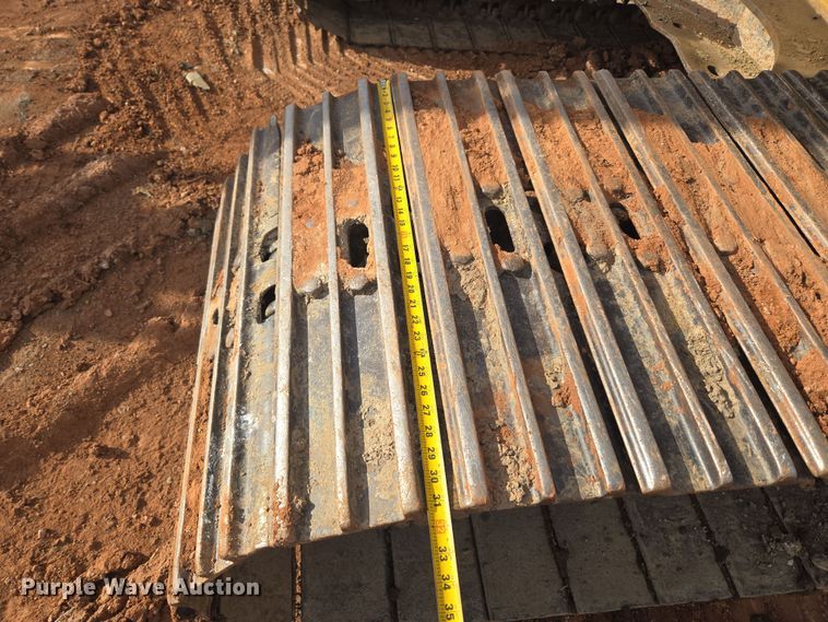 image for item ER5179 1996 Caterpillar 320L excavator