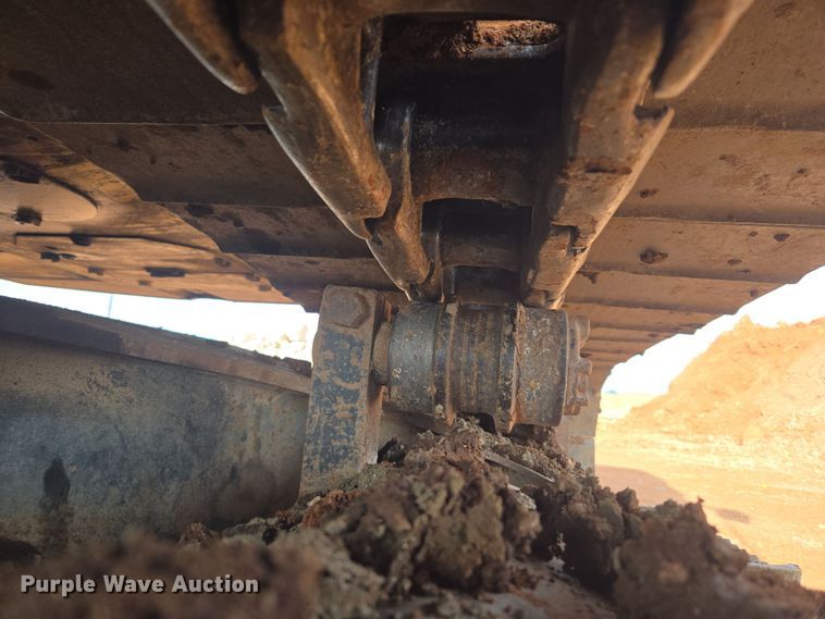 image for item ER5179 1996 Caterpillar 320L excavator