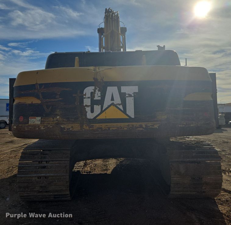 image for item ER5181 1999 Caterpillar 330B L excavator