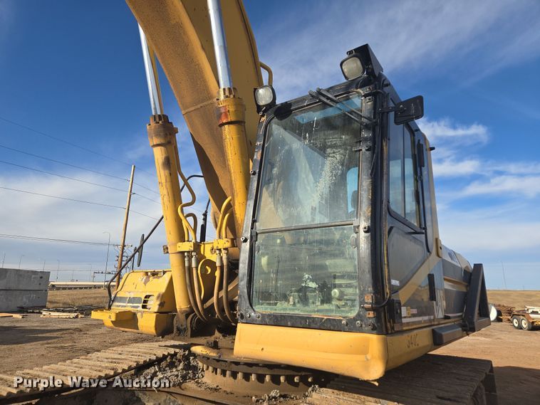 image for item ER5181 1999 Caterpillar 330B L excavator