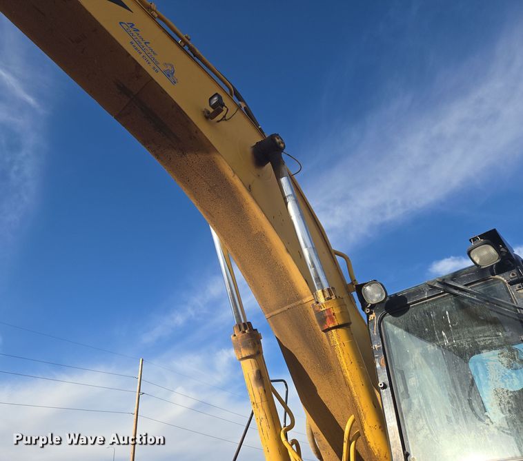 image for item ER5181 1999 Caterpillar 330B L excavator