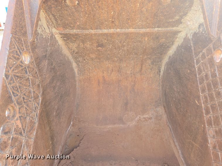 image for item ER5181 1999 Caterpillar 330B L excavator