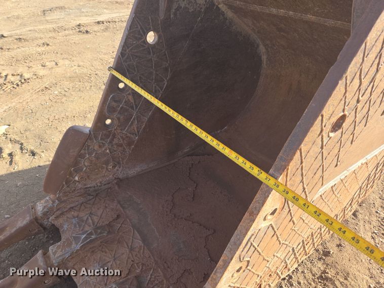 image for item ER5181 1999 Caterpillar 330B L excavator