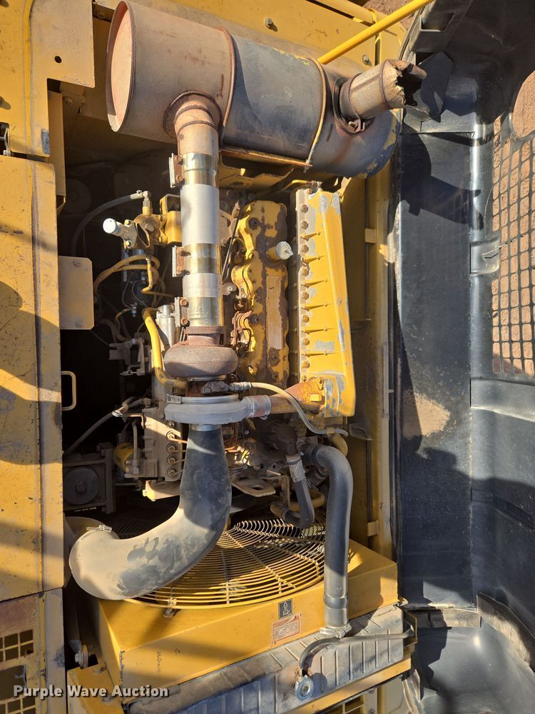 image for item ER5181 1999 Caterpillar 330B L excavator