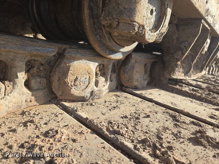 image for item ER5181 1999 Caterpillar 330B L excavator