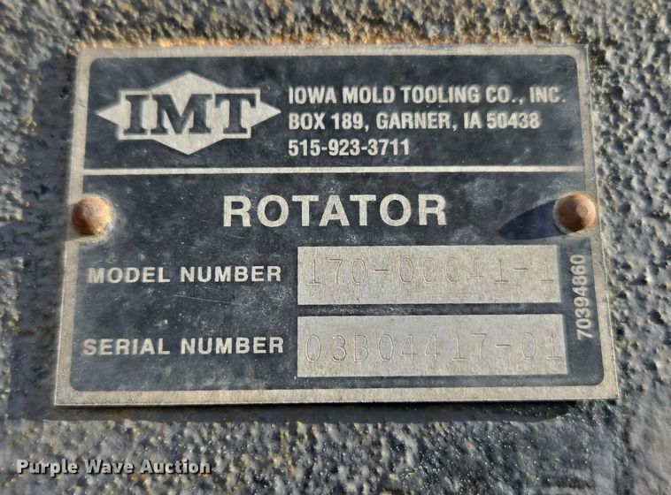 image for item ER5182 2004 Peterbilt 330 utility / service truck