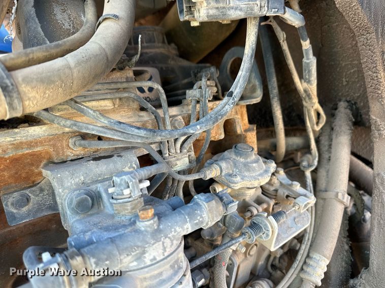 image for item ER8748 New Holland LM415A Power Shuttle 95 telehandler