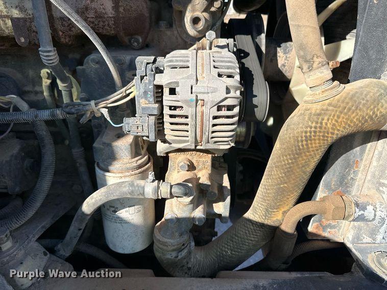 image for item ER8748 New Holland LM415A Power Shuttle 95 telehandler