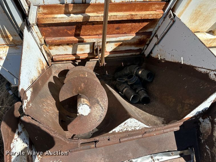 image for item ER8755 Harsh 430 feed mixer