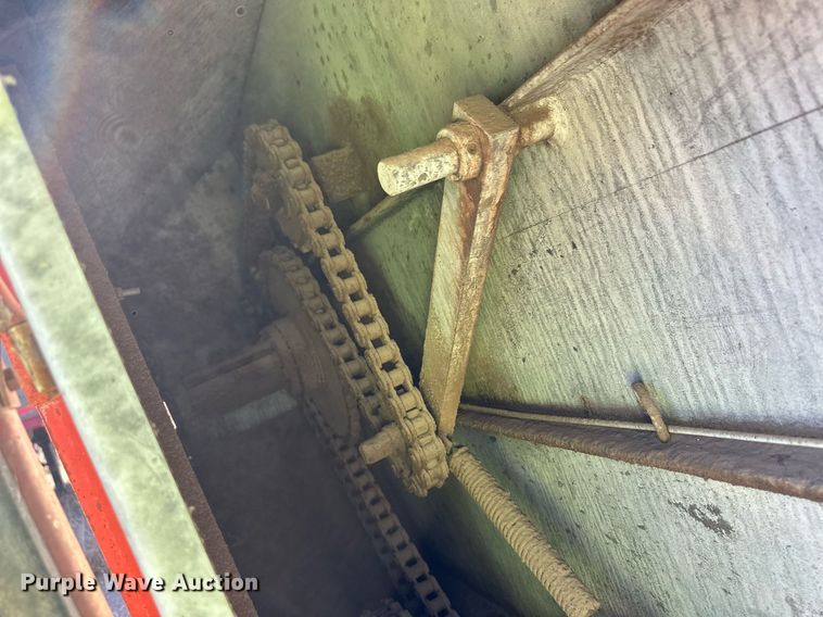 image for item ER8755 Harsh 430 feed mixer