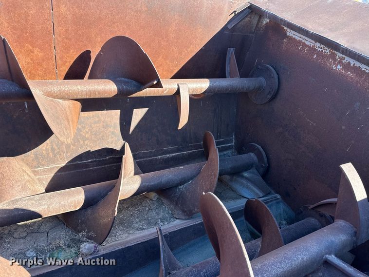 image for item ER8755 Harsh 430 feed mixer