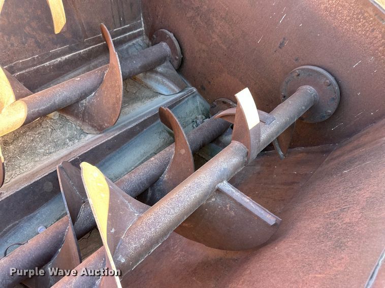 image for item ER8755 Harsh 430 feed mixer