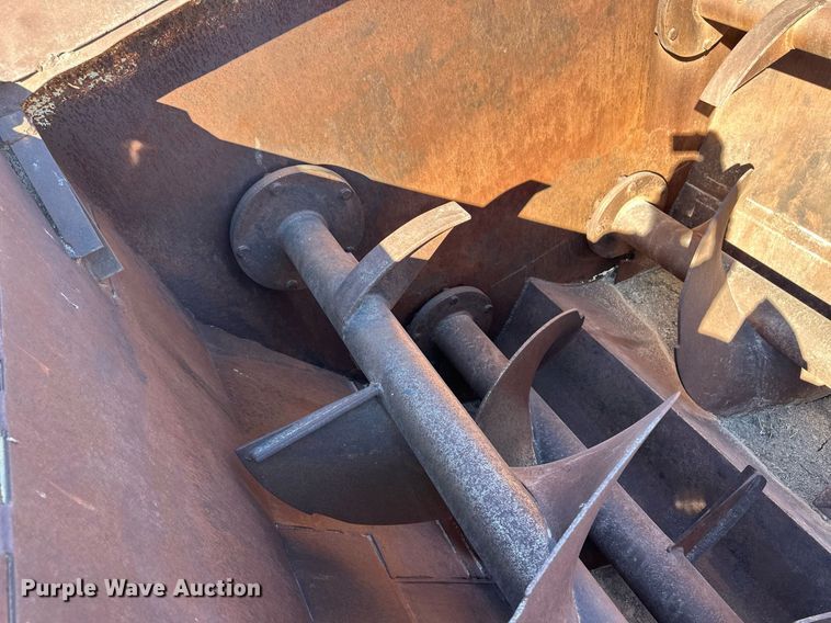 image for item ER8755 Harsh 430 feed mixer