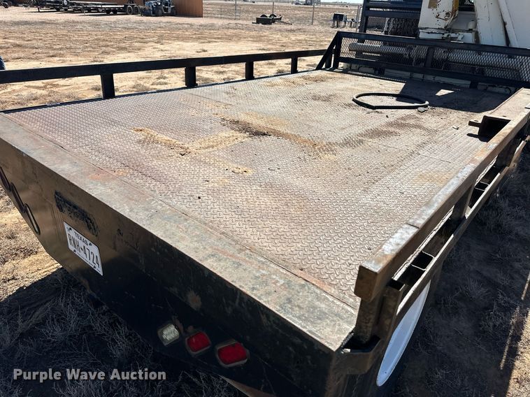 image for item ER8768 1995 Freightliner FL70 crane truck