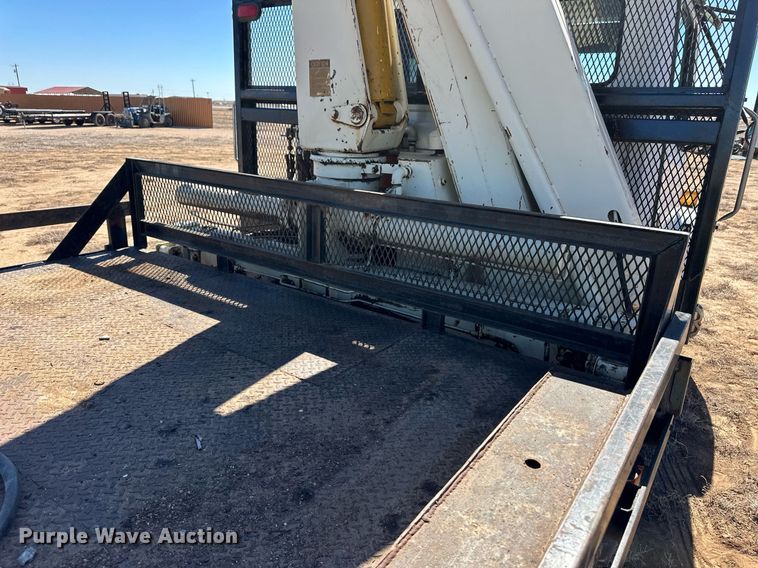 image for item ER8768 1995 Freightliner FL70 crane truck