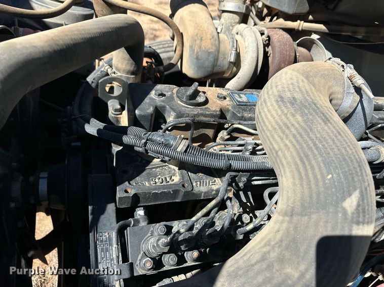 image for item ER8768 1995 Freightliner FL70 crane truck