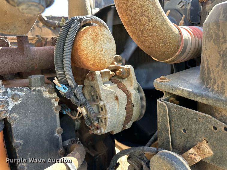 image for item ER8768 1995 Freightliner FL70 crane truck