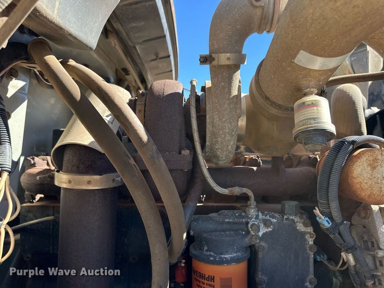 image for item ER8768 1995 Freightliner FL70 crane truck