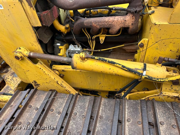 image for item ER8780 John Deere 450 dozer