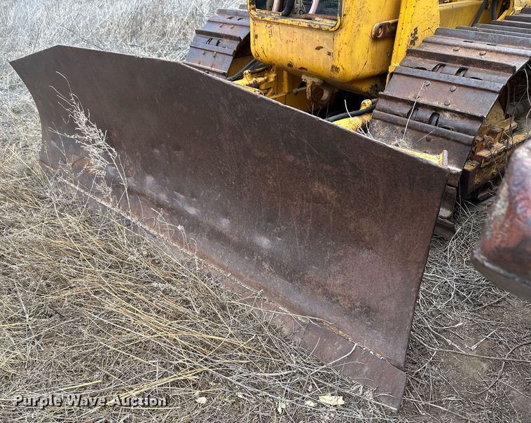 image for item ER8780 John Deere 450 dozer