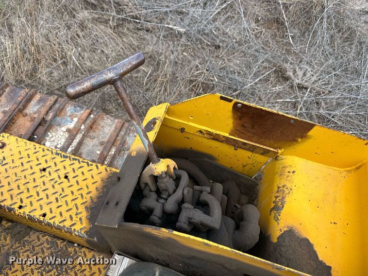image for item ER8780 John Deere 450 dozer
