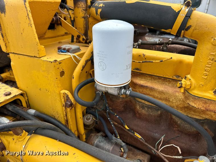 image for item ER8780 John Deere 450 dozer