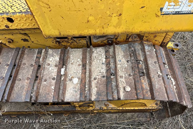 image for item ER8780 John Deere 450 dozer